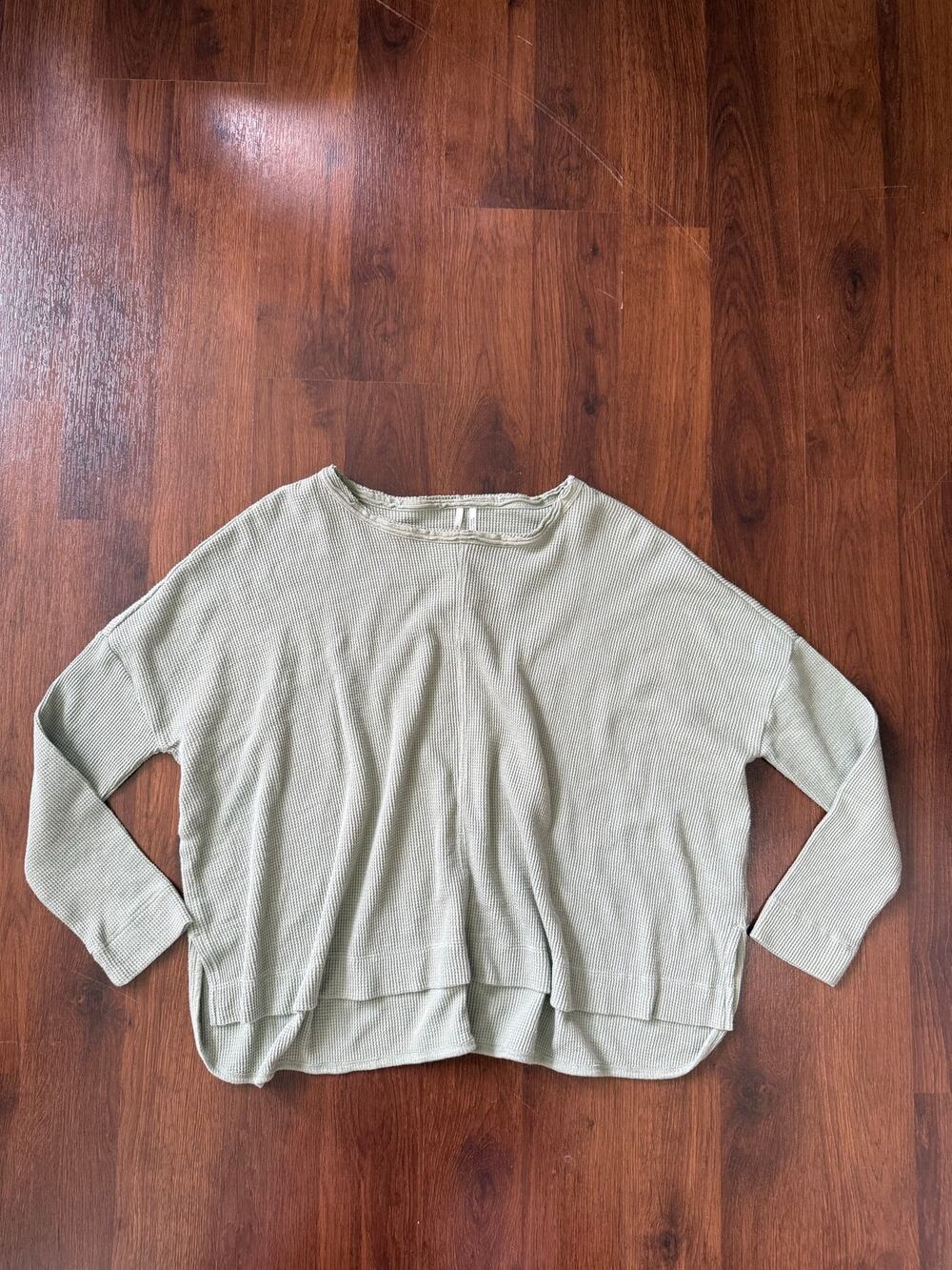 Anthropologie Cropped Waffle Knit Thermal Green Sz XS Oversized Lounge Cozy
